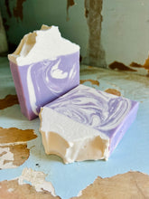 Load image into Gallery viewer, Purple Martini Goats Milk Soap