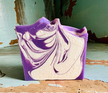 Load image into Gallery viewer, Lavender - Goats Milk Soap