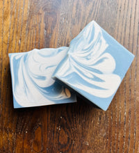 Load image into Gallery viewer, Summer Linen - Goats Milk Soap